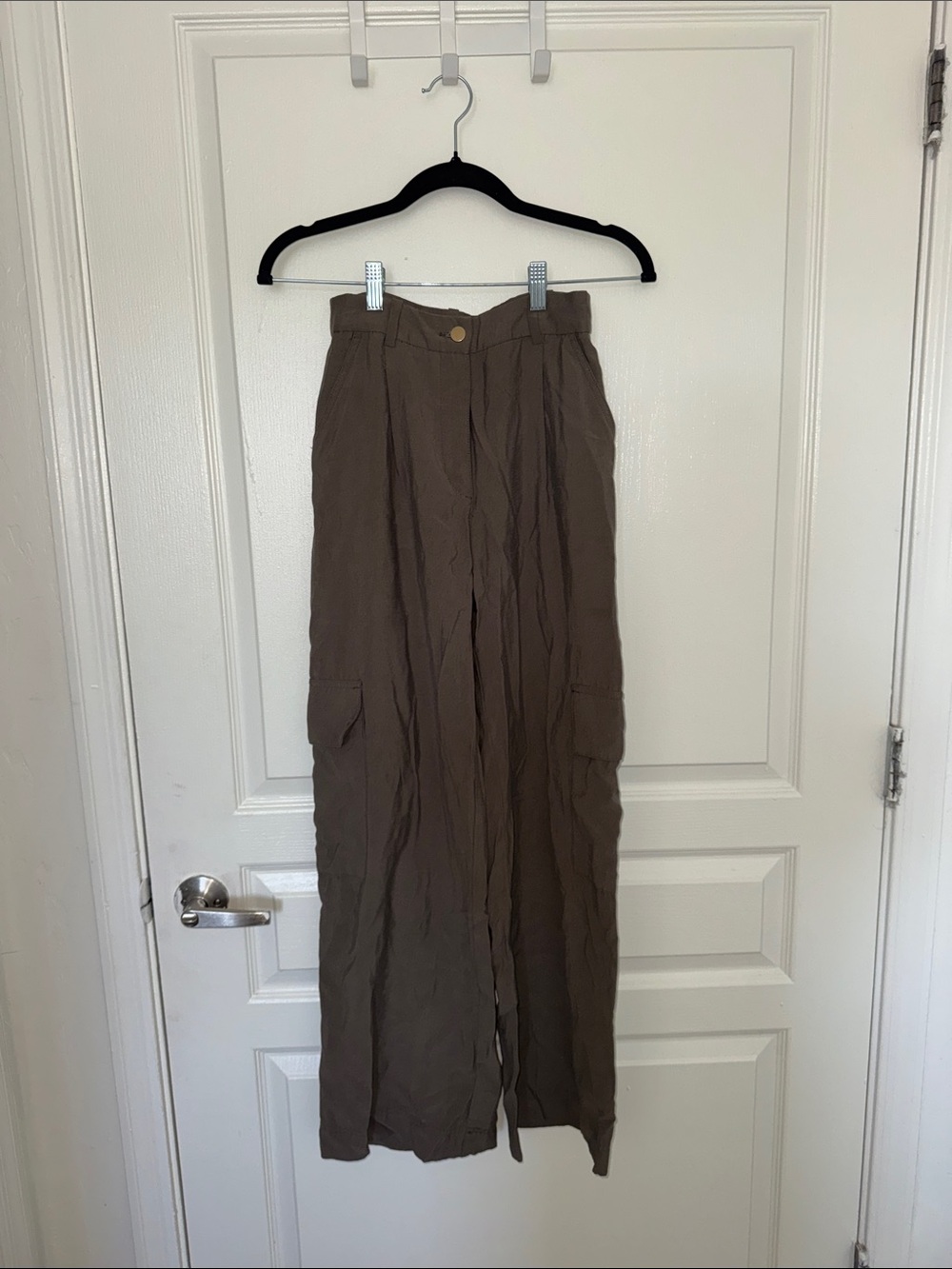 Women’s H&M Caqui Wide-Leg Cargo Pants